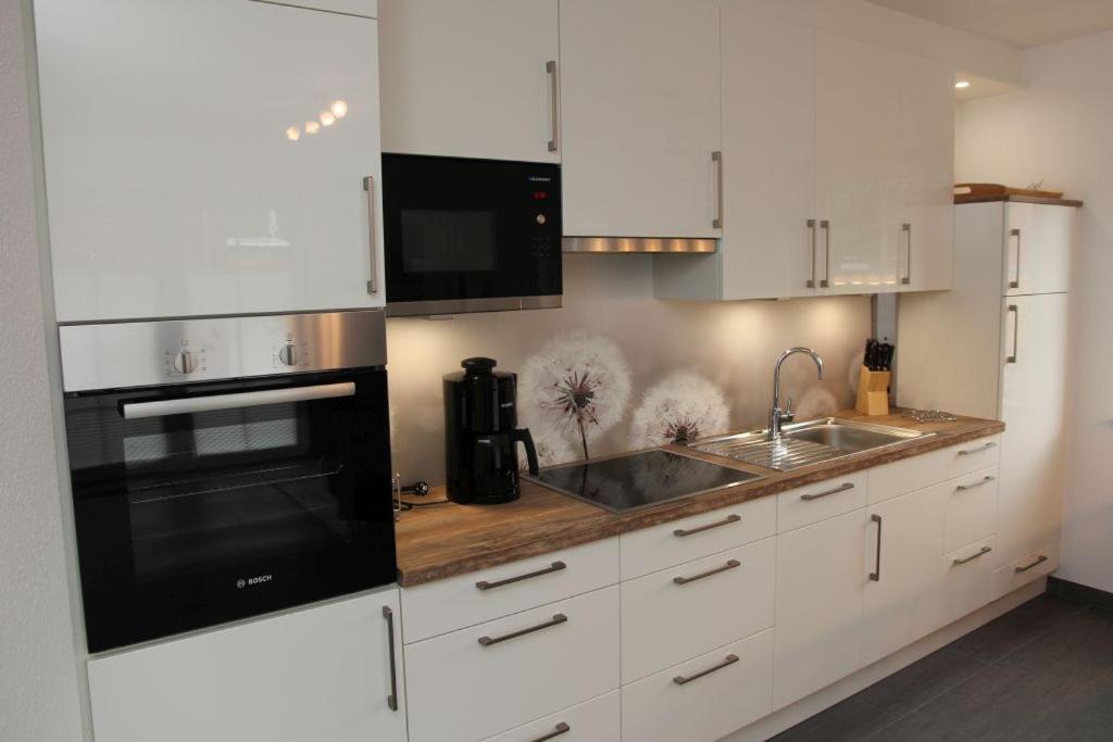 Loewenzahn Apartment Греетзиел Екстериор снимка